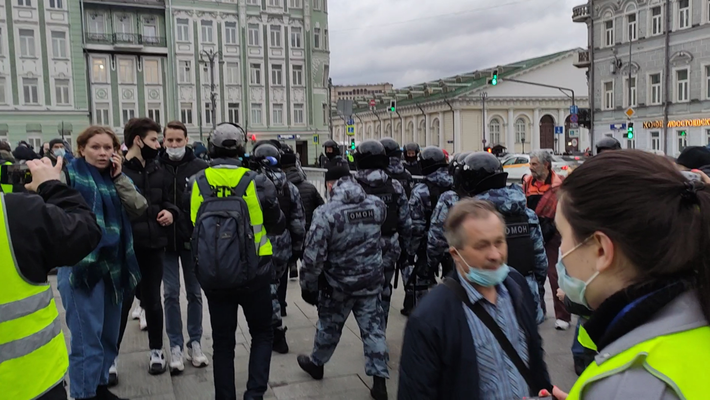 В России полиция задержала 300 митингующих