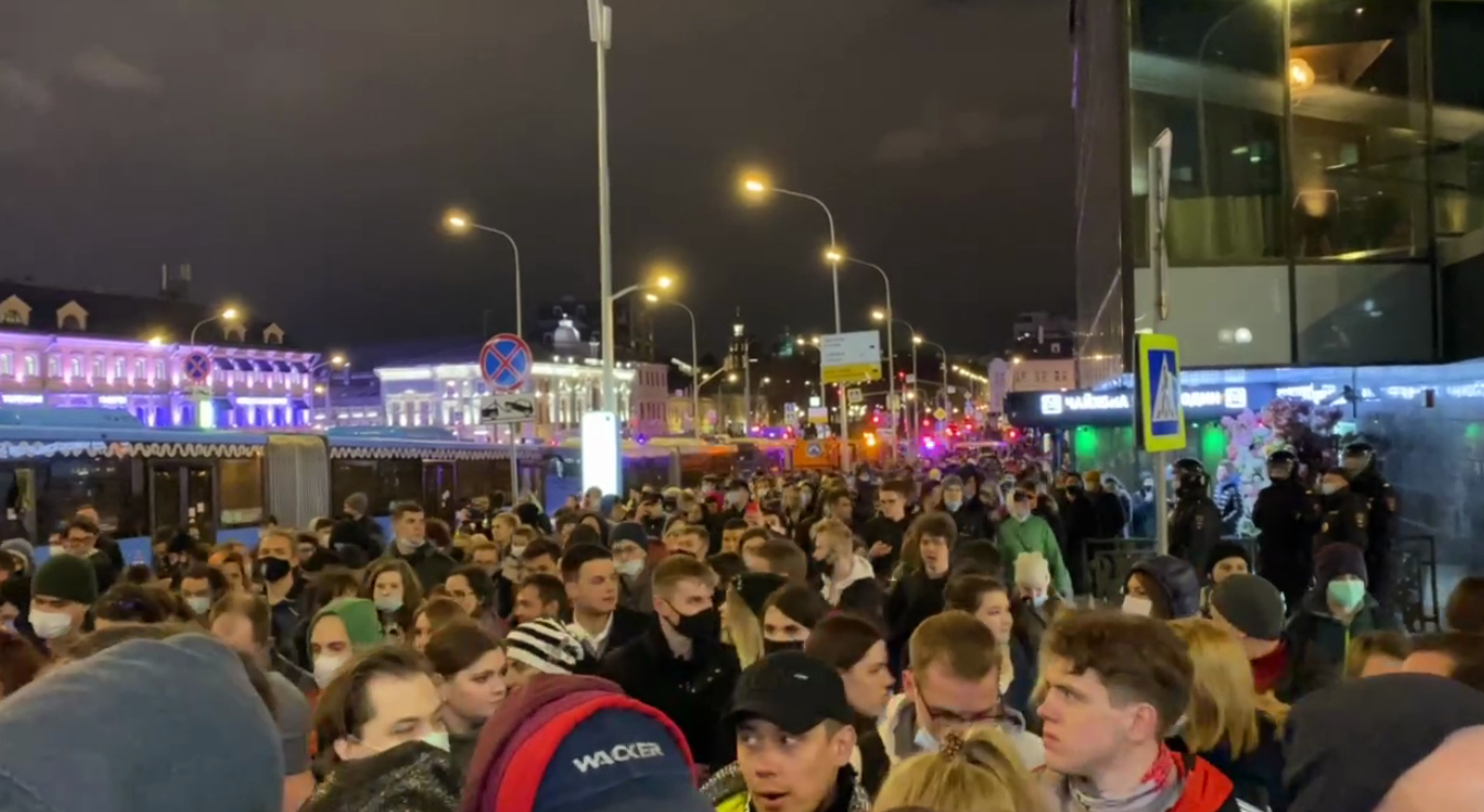 В Москве организаторы митинга изменили маршрут шествия