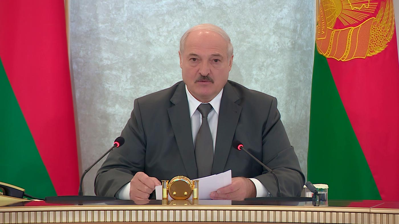 Лукашенко может передать управление страной Совбезу