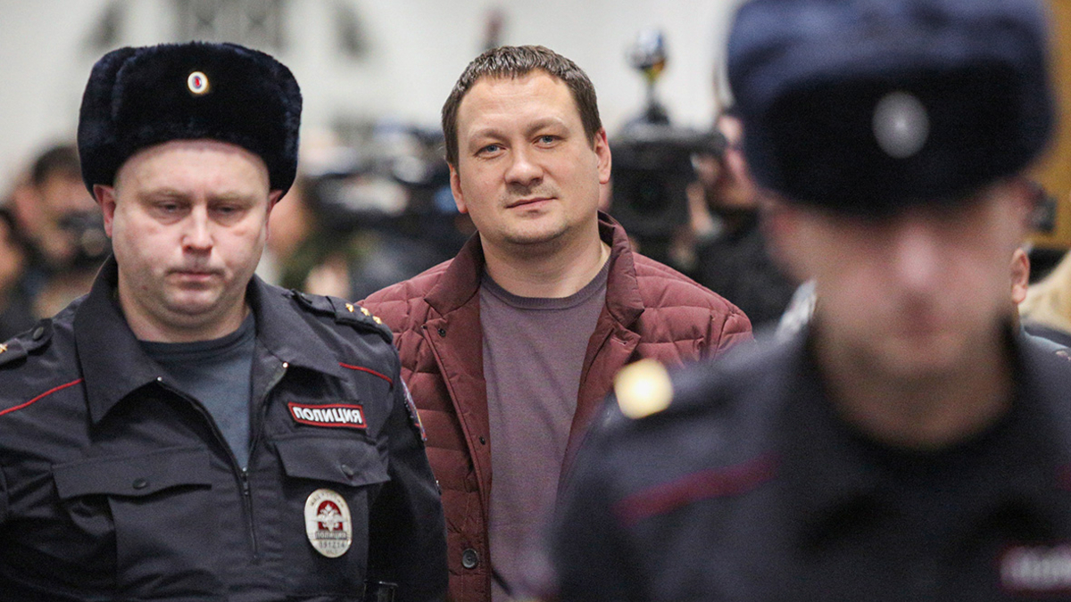 Экс-полицейским, обвиняемым по делу Голунова, запросили до 16 лет колонии