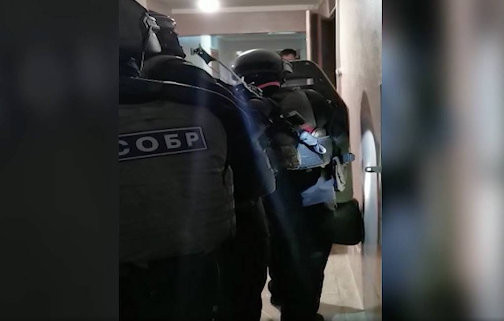 Сотрудники ФСБ задержали 16 украинских радикалов из 