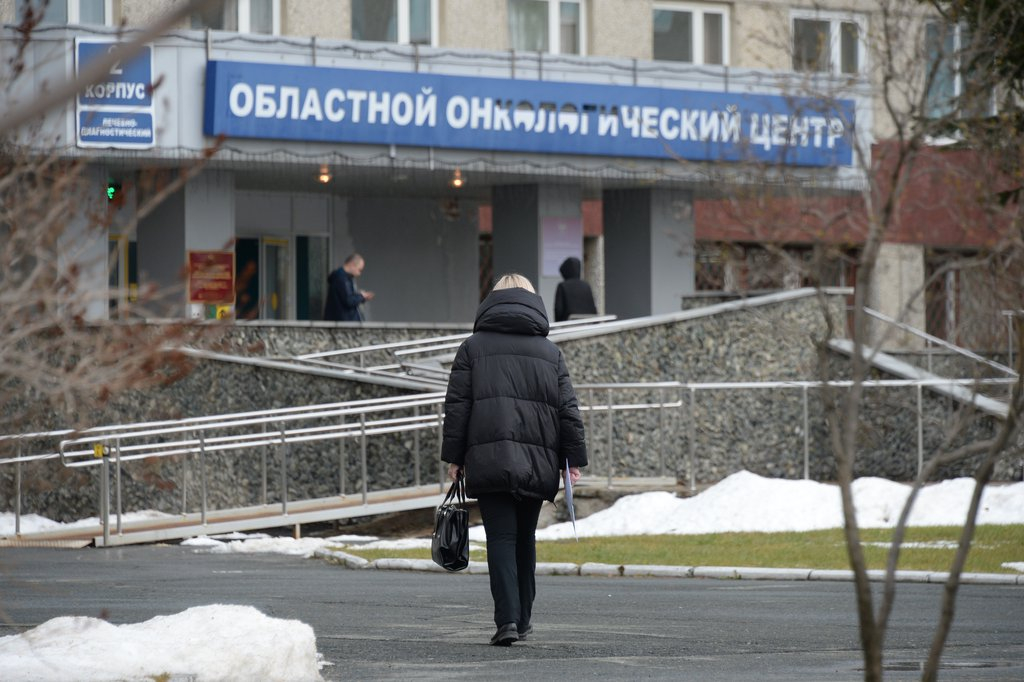 Российские пациенты и врачи недовольны новым порядком лечения онкологии