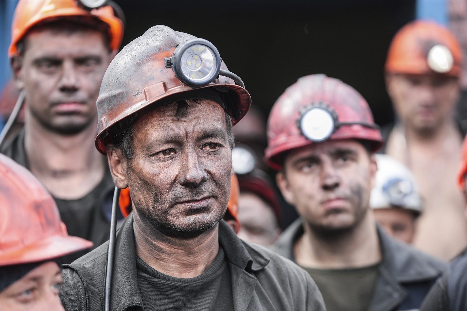 Россияне назвали профессии с неоправданно заниженной зарплатой