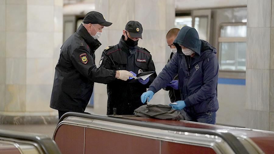 В Москве выписали штрафов на 2 млрд руб за отсутствие масок в транспорте во время пандемии