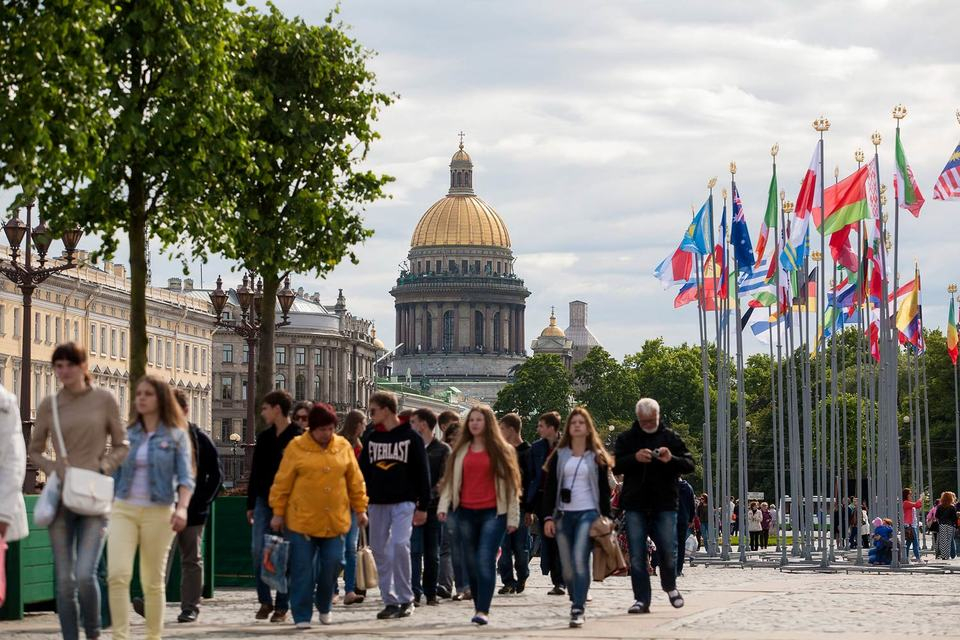 В каких городах России обитают самые буйные туристы