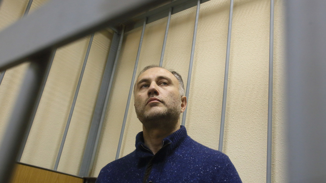 Бывший вице-губернатор Петербурга Оганесян осужден на 5,5 лет за мошенничество и взятку