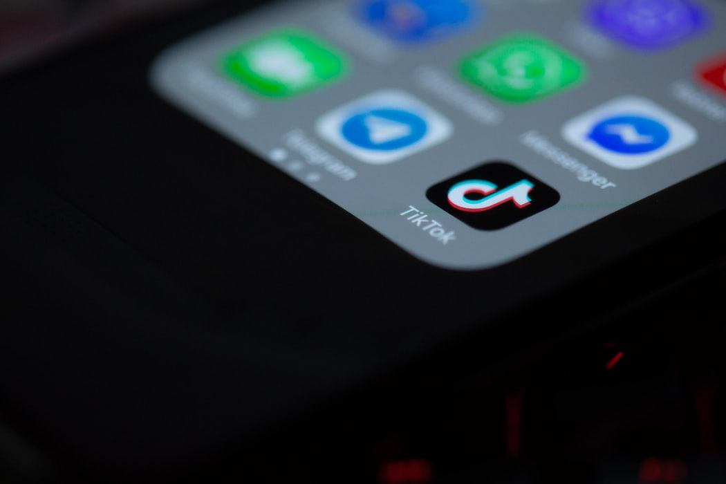 Родителей предупреждают об опасном тренде в TikTok