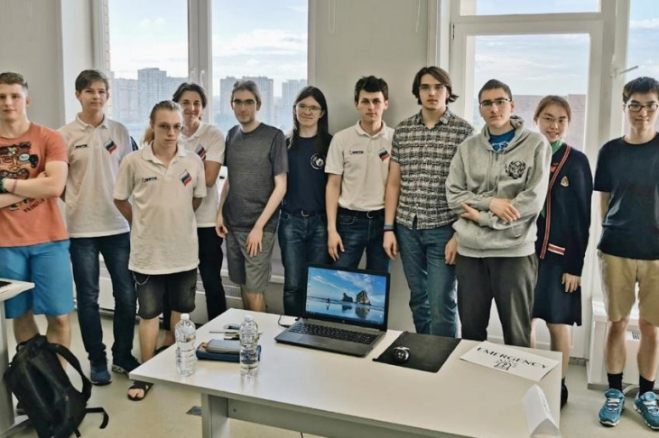 Российские школьники выиграли все золотые медали по физике на Азиатской олимпиаде