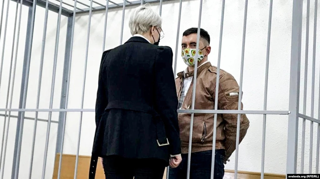 В Минске оппозиционер Латыпов попытался покончить с собой в суде