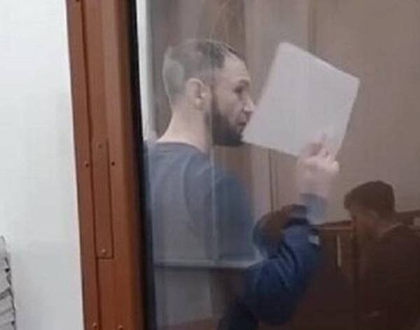 В Москве из суда сбежал мужчина, забивший насмерть гея