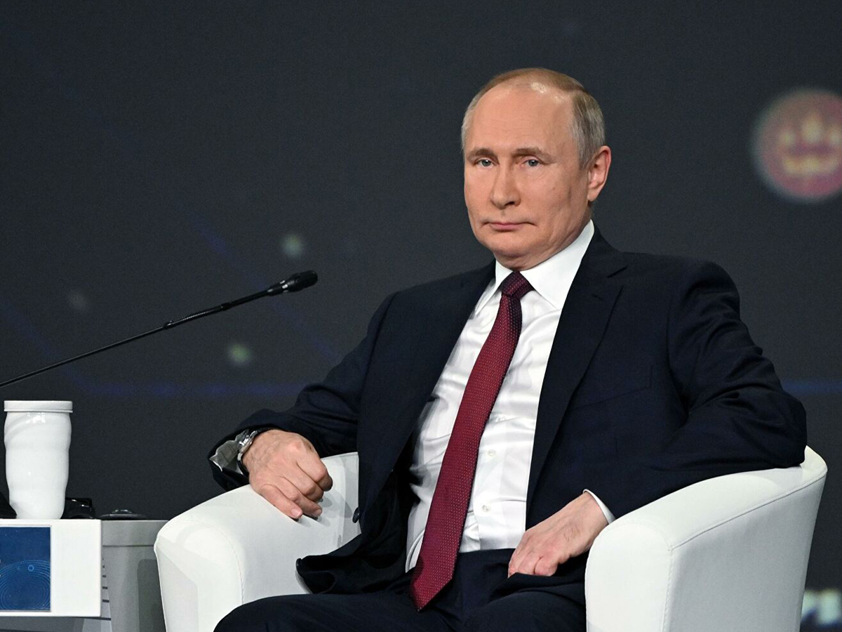 Путину напомнили его слова об опасности «наведения порядка в России жесткой рукой»