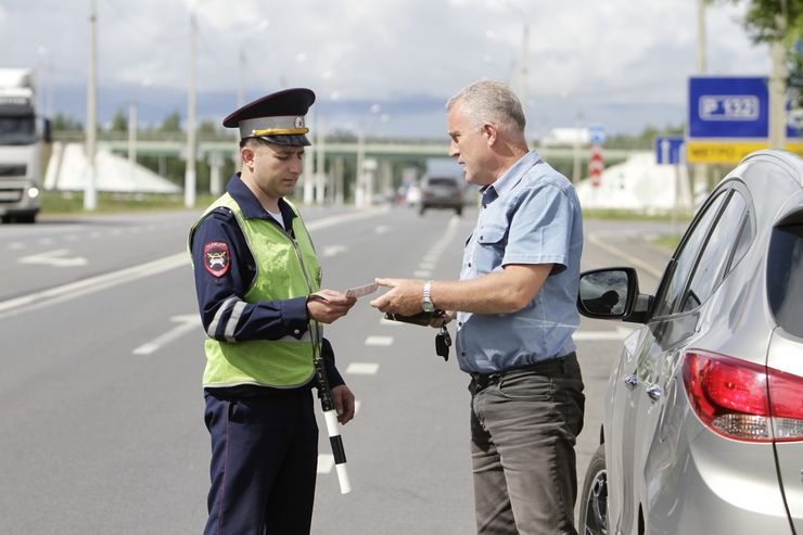 В МВД рассказали, когда инспекторы смогут использовать автомобили граждан