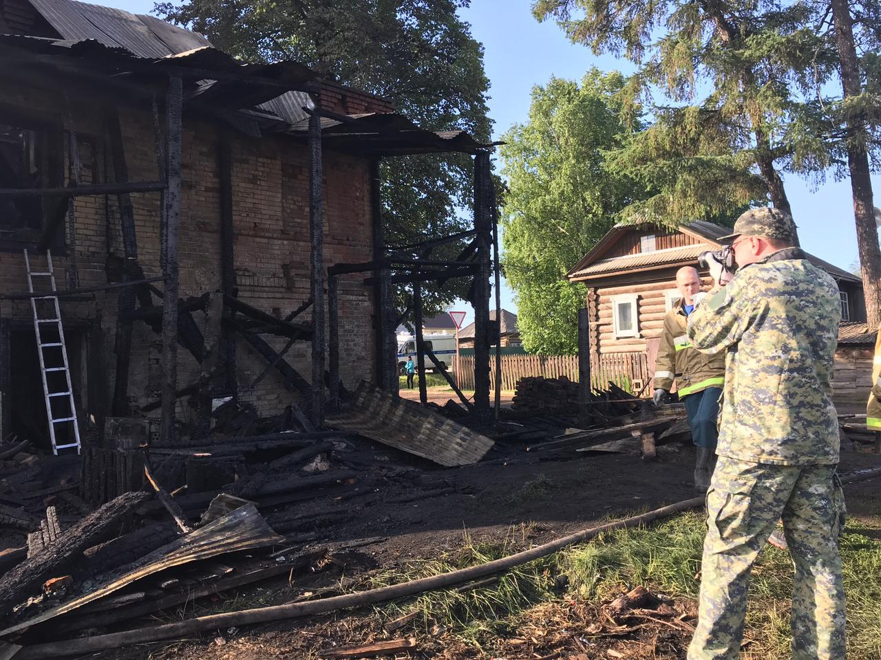 В Пермском крае при пожаре в жилом доме погибли трое детей
