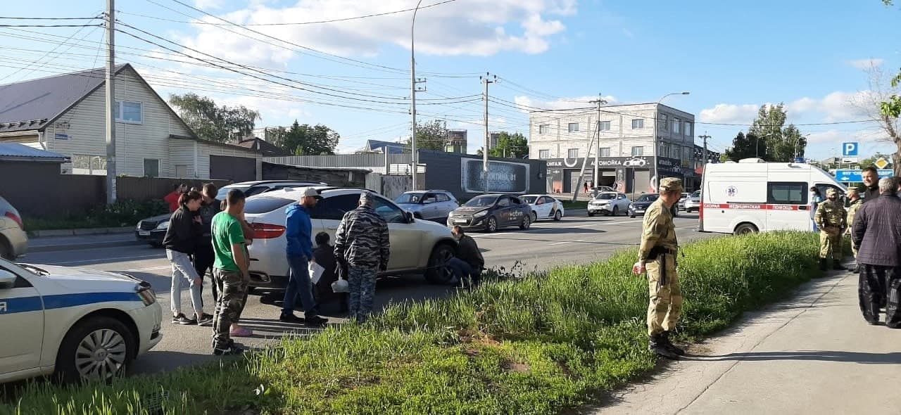 В Новосибирске суд на два месяца арестовал азербайджанца, сбившего насмерть подростка