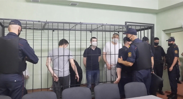 Политзаключенный Дмитрий Попов попросил Путина лишить его российского гражданства