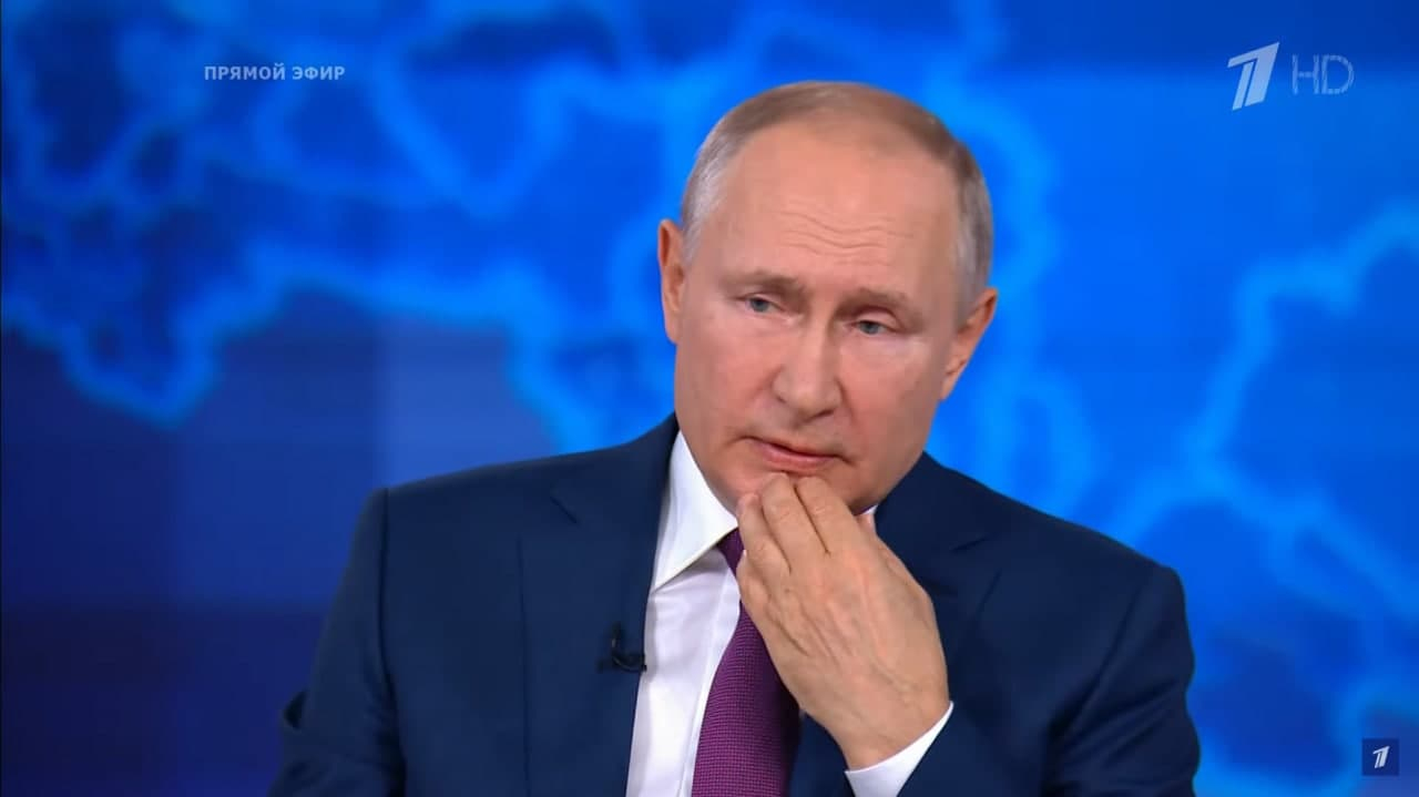 Путин рассказал, какой вакциной привился и как перенес побочные эффекты