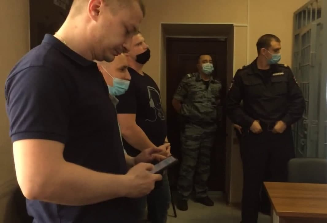 Вынесен приговор трем полицейским за пытки многодетной матери