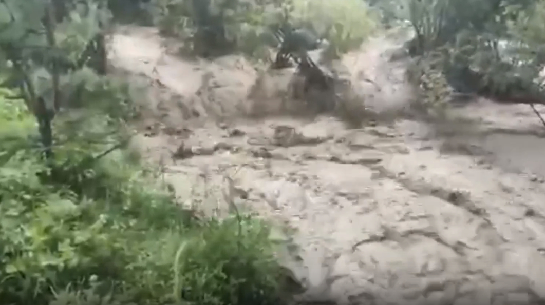 Видео наводнения в Крыму после сильных дождей