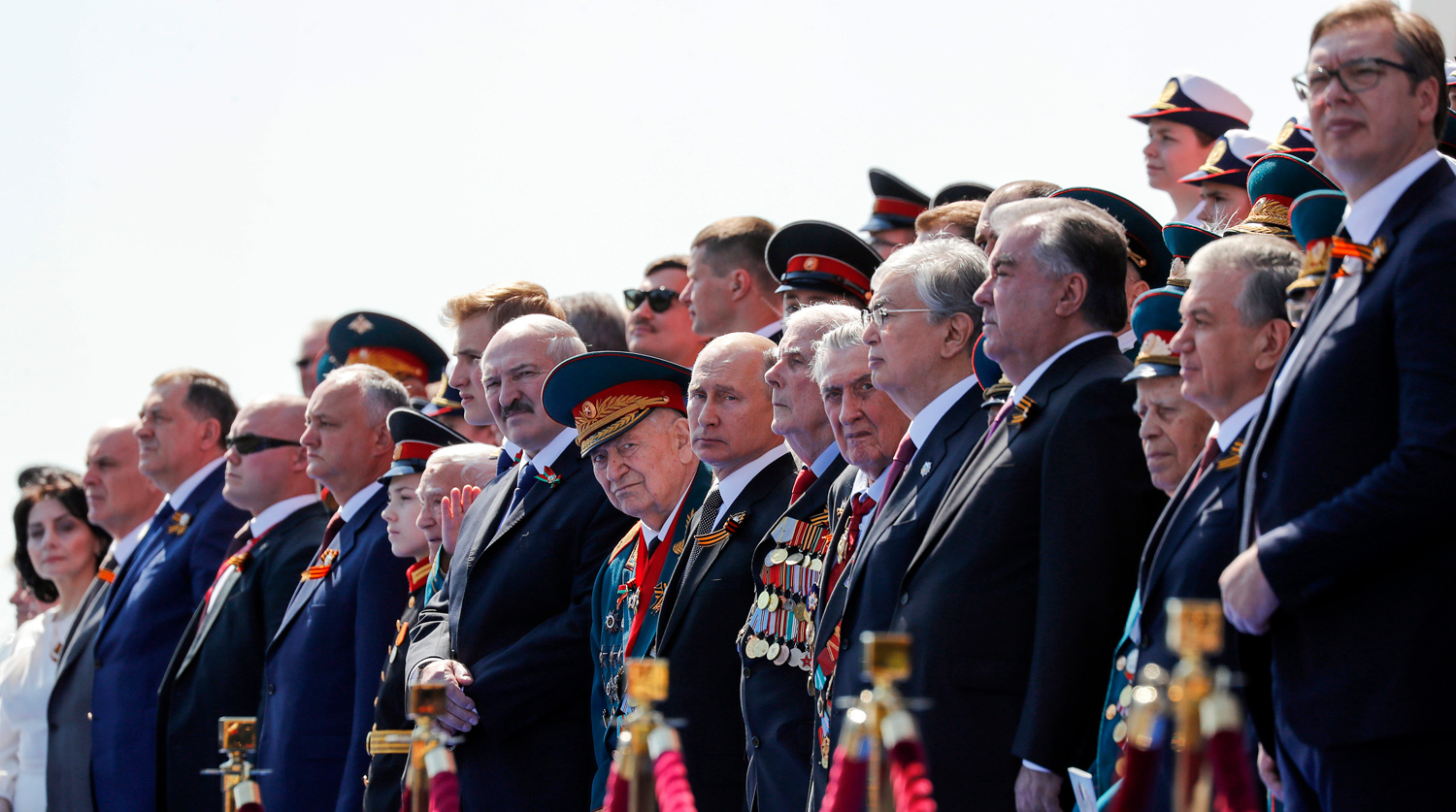 Путин предложил разрешить высшим офицерам служить до 70 лет