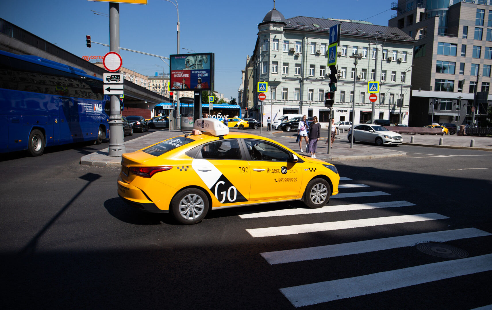 В Москве такси подорожает на 14 дней позже