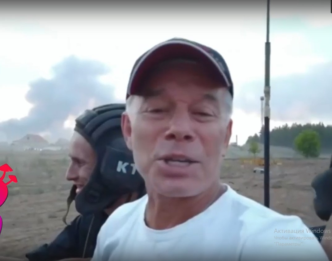 Газманов на танке повеселился на фоне полыхающих самарских сел