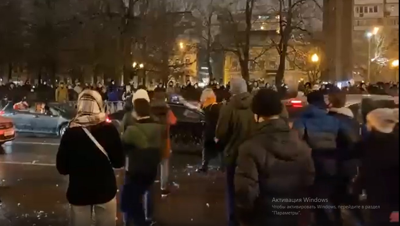 Участник митинга в поддержку Навального получил 5 лет условно за снежки