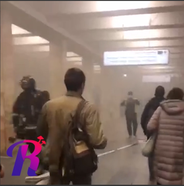 На Красной ветке коллапс из-за пожара в поезде метро