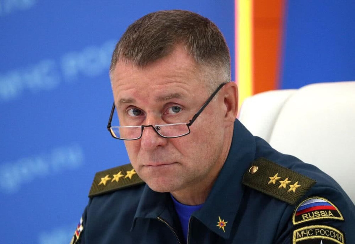 Глава МЧС погиб не на учениях, а при посещении водопада в заповеднике