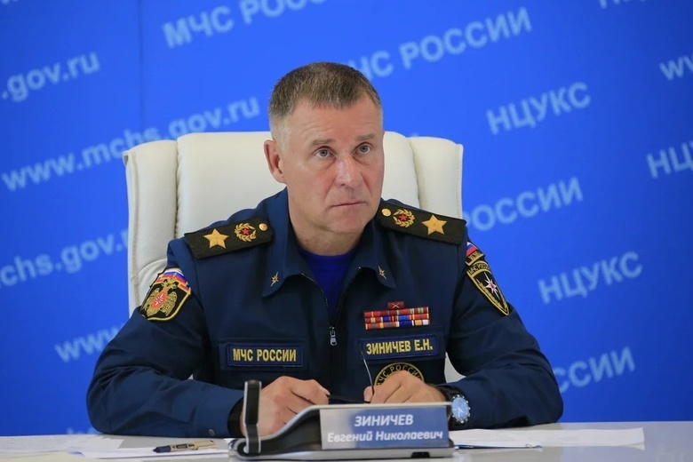 Президент РФ присвоил звание героя России, погибшему министру МЧС