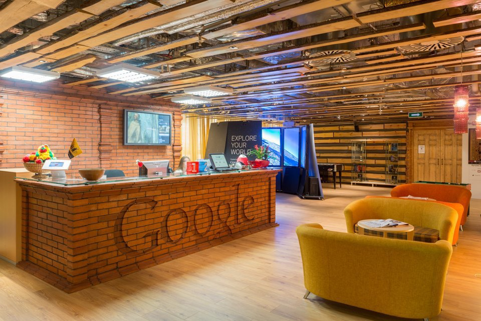 Судебные приставы пришли в офис компании Google