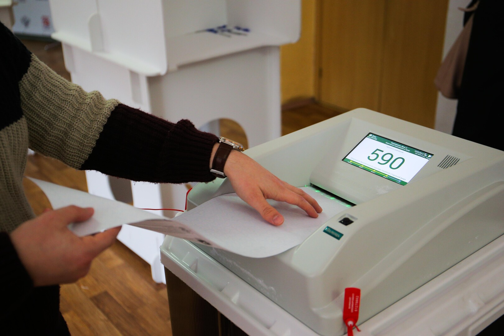 Коммунисты отказались признавать итоги электронного голосования в столице