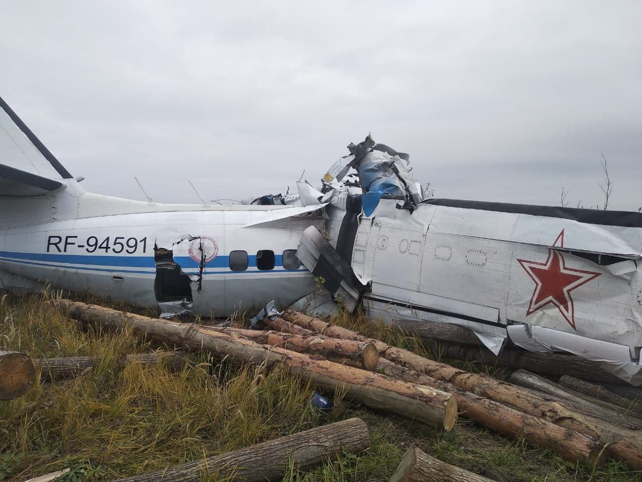 В Татарстане упал самолет L-410