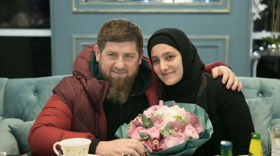 22-летняя дочь главы Чечни Рамзана Кадырова стала министром