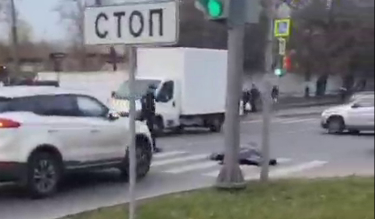 В Москве на «зебре» погиб электросамокатчик