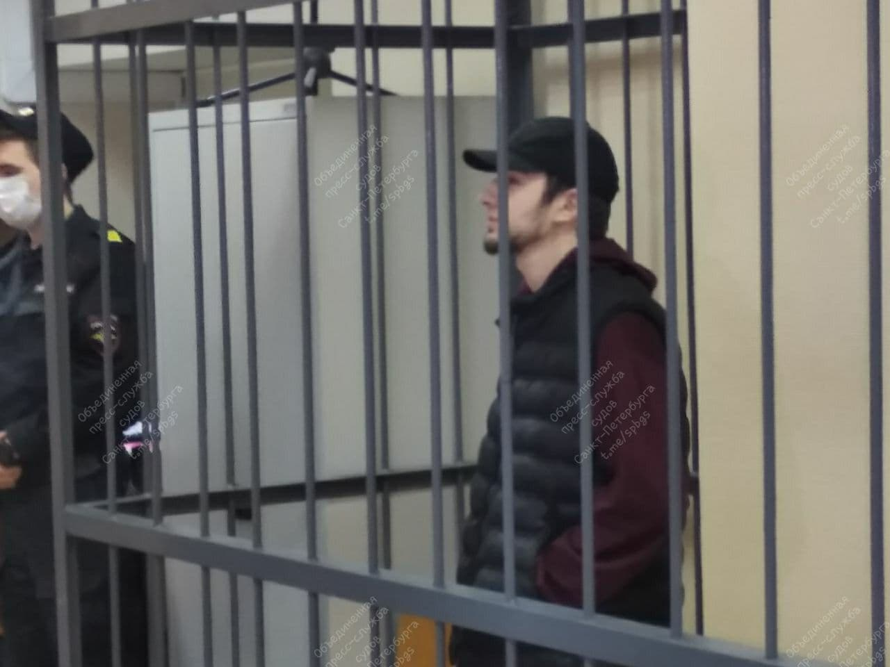 В Санкт-Петербурге осудили мужчину, пытавшегося продать девушку в сексуальное рабство
