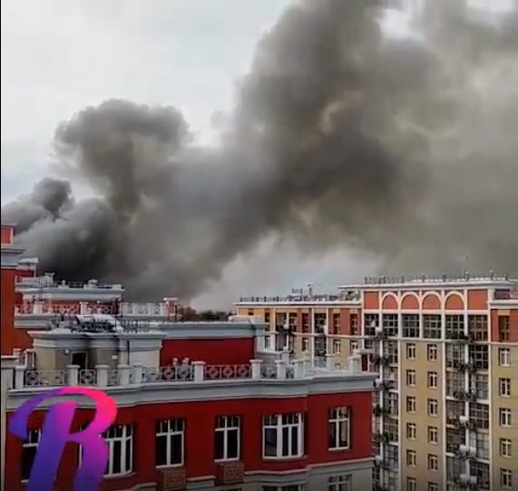 В Новой Москве не могут потушить строящийся ЖК «Рассказовка»