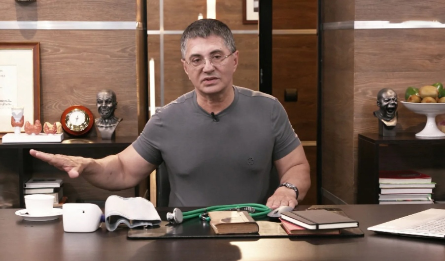 Доктор Александр Мясников перечислил ситуации, когда людям нельзя пить антибиотики