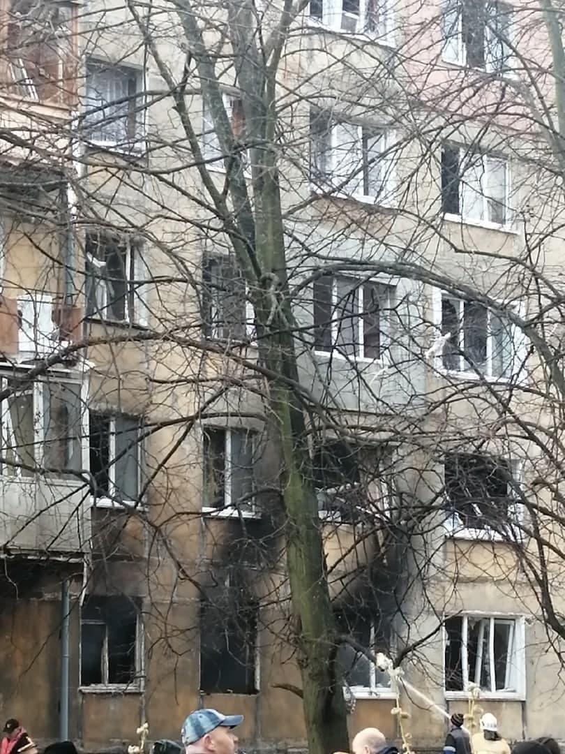 Из дома в Балтийске, где произошел взрыв газа, спасли 13 человек