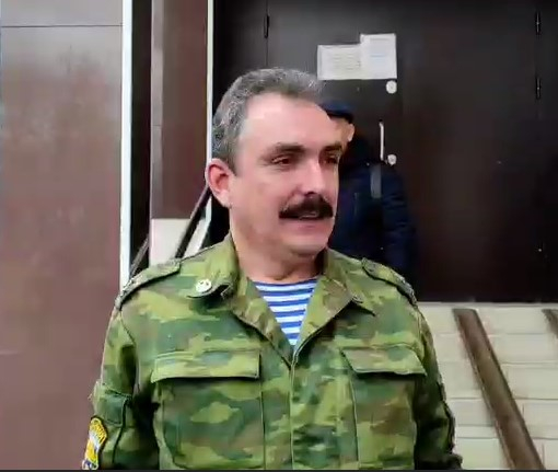 Полковник в отставке получил три года условно за анекдот про росгвардейца