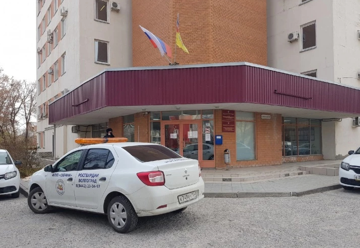 В Волгограде противники QR-кодов ворвались в офис Роспотребнадзора