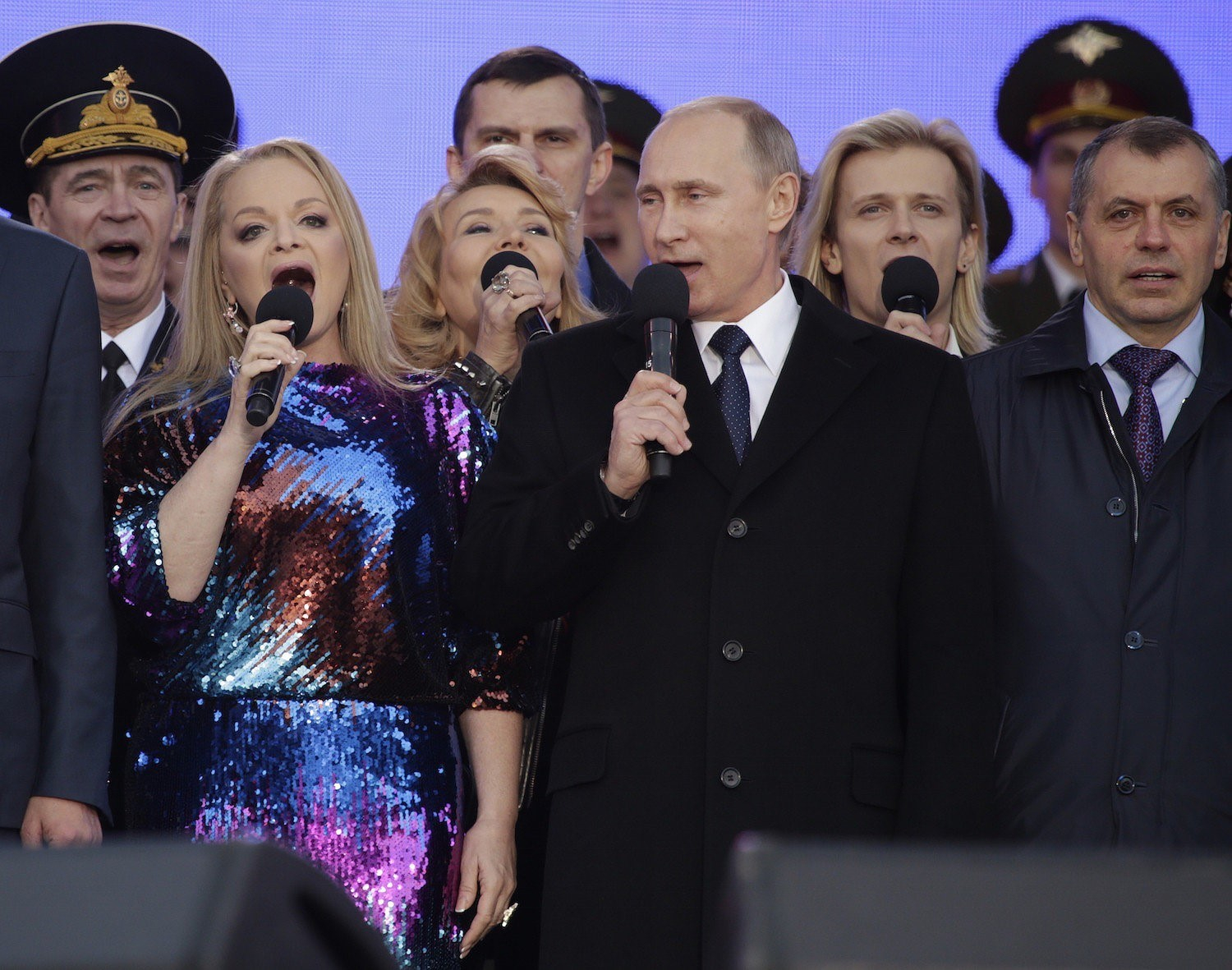 Долина рассказала, как Путин пел под баян