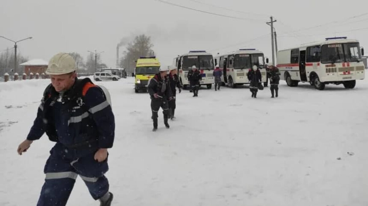 Тела пятерых горняков подняли из шахты «Листвяжная»