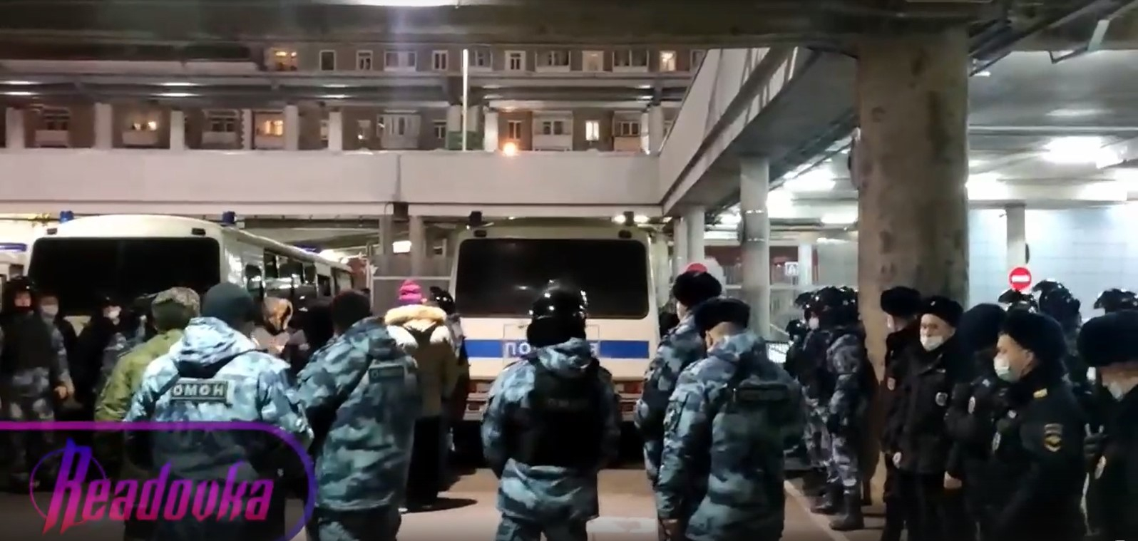 На задержанных после матча с «Зенитом» болельщиков ЦСКА составили 51 административный протокол