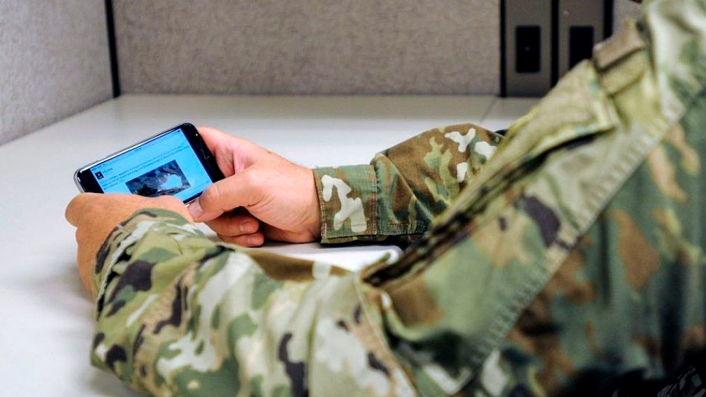 В России разработали военно-полевой смартфон
