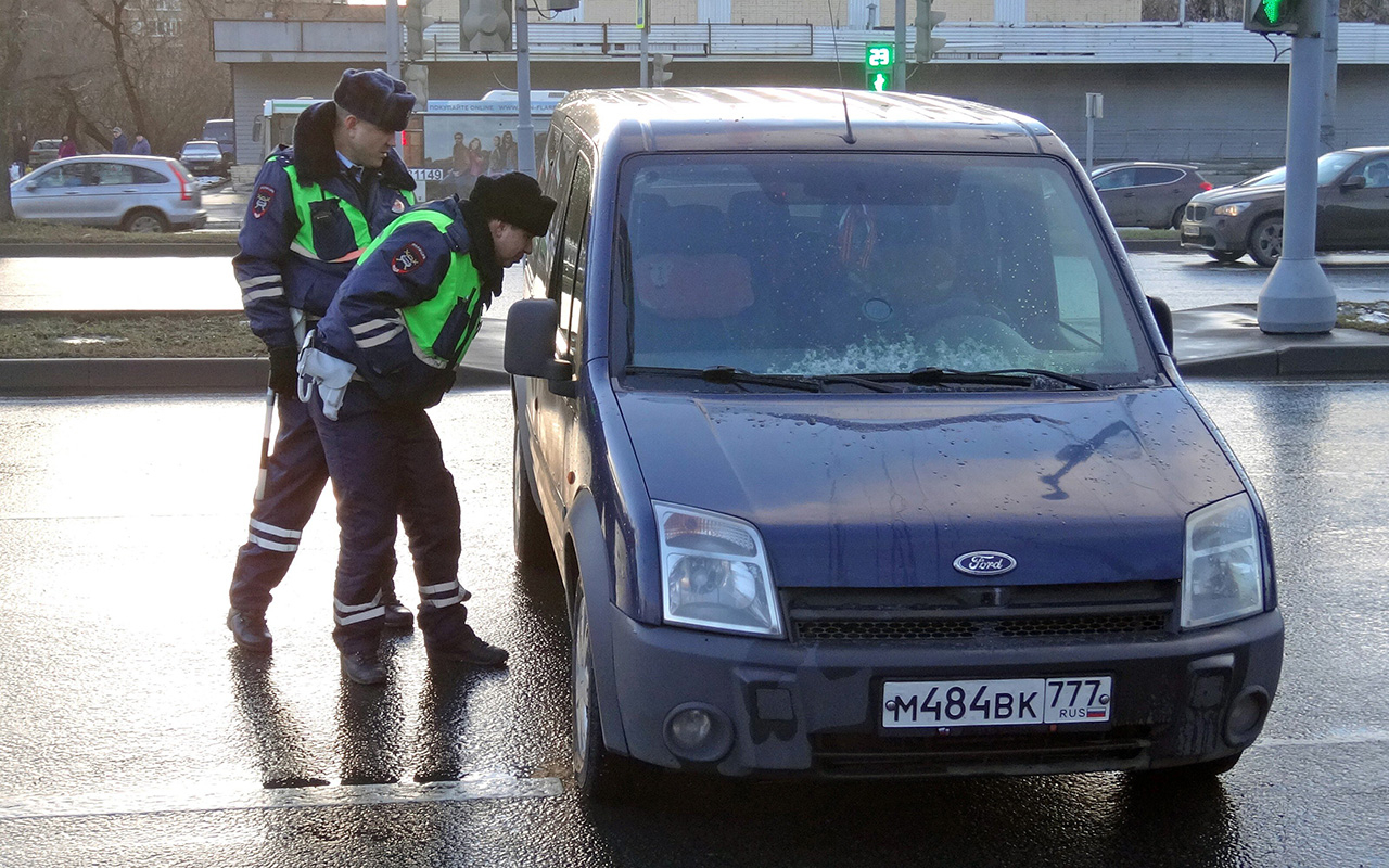 МВД: утвержден порядок вскрытия автомобиля в отсутствии владельца