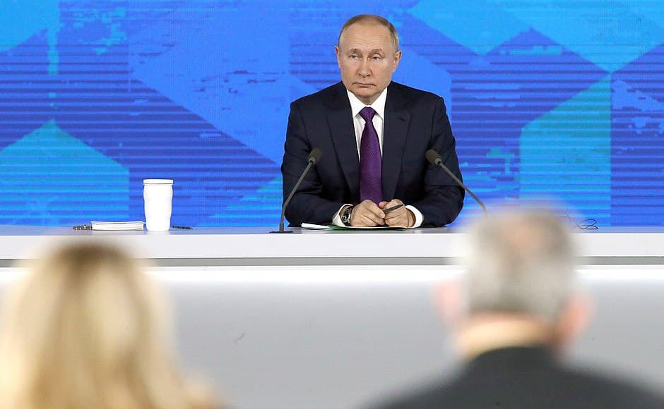 Путин выступил против преследования антиваксеров