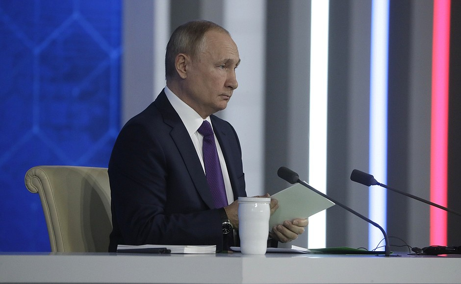 Путин о проблемах многодетных семей: нужно, чтобы не просто так деньги осваивали, а чтобы решали проблемы многодетных семей