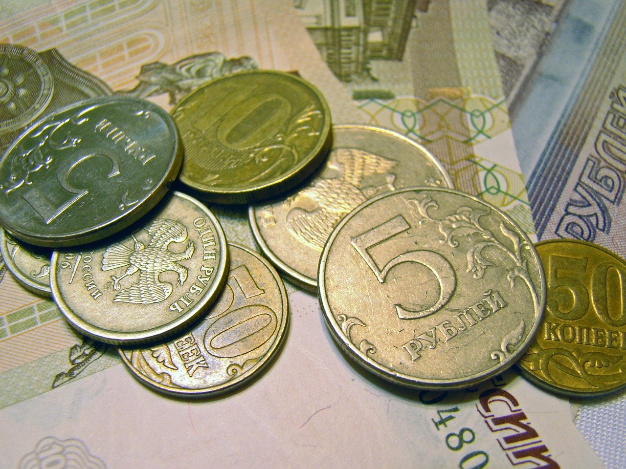 Инфляция в России может достигнуть 12%