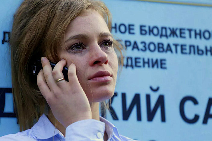 Рыжая семейка: Как сейчас живет талантливая актриса Анна Арефьева, как выглядит ее известный сын и муж