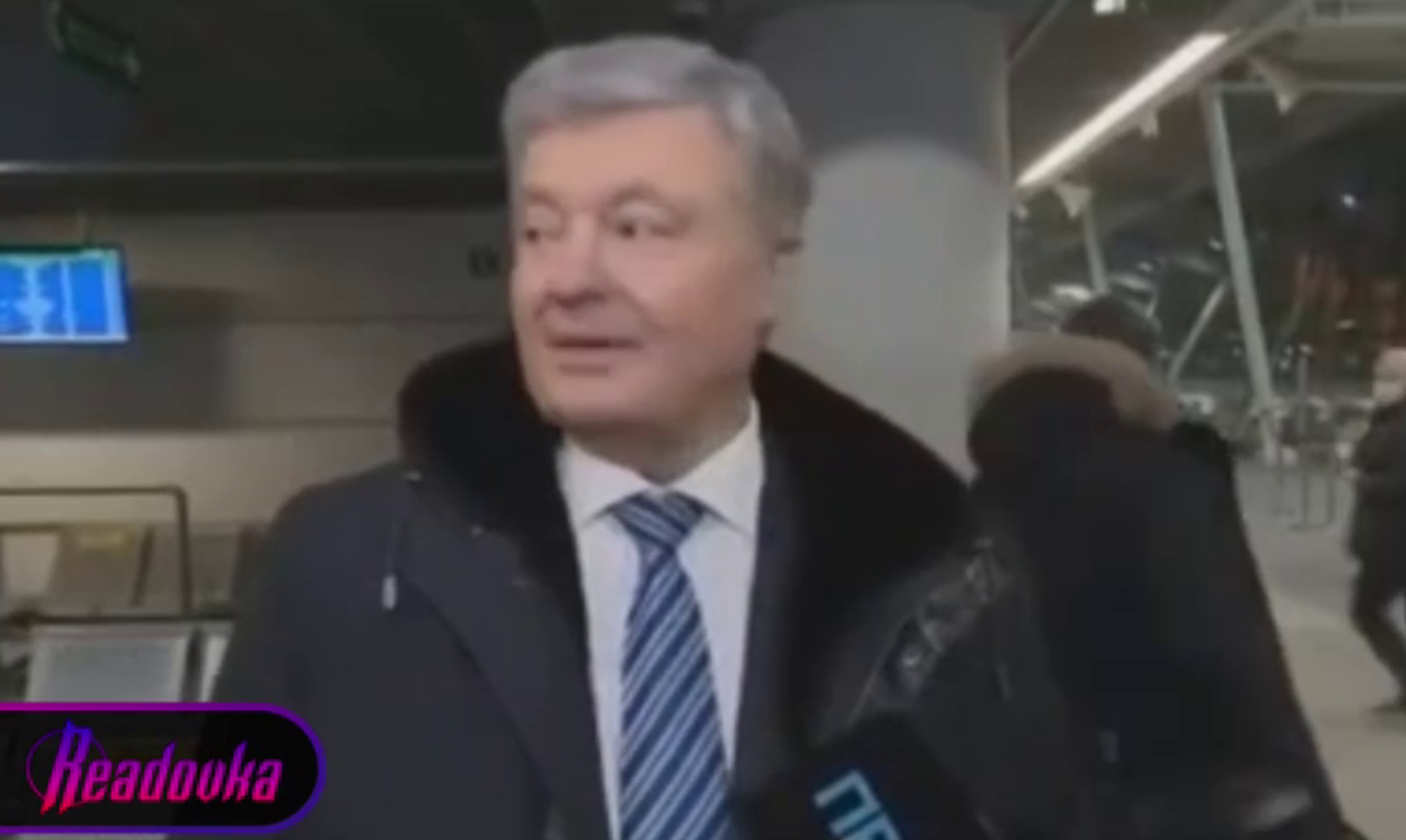 Порошенко прилетел в Киев, где пройдет заседание суда по делу о госизмене